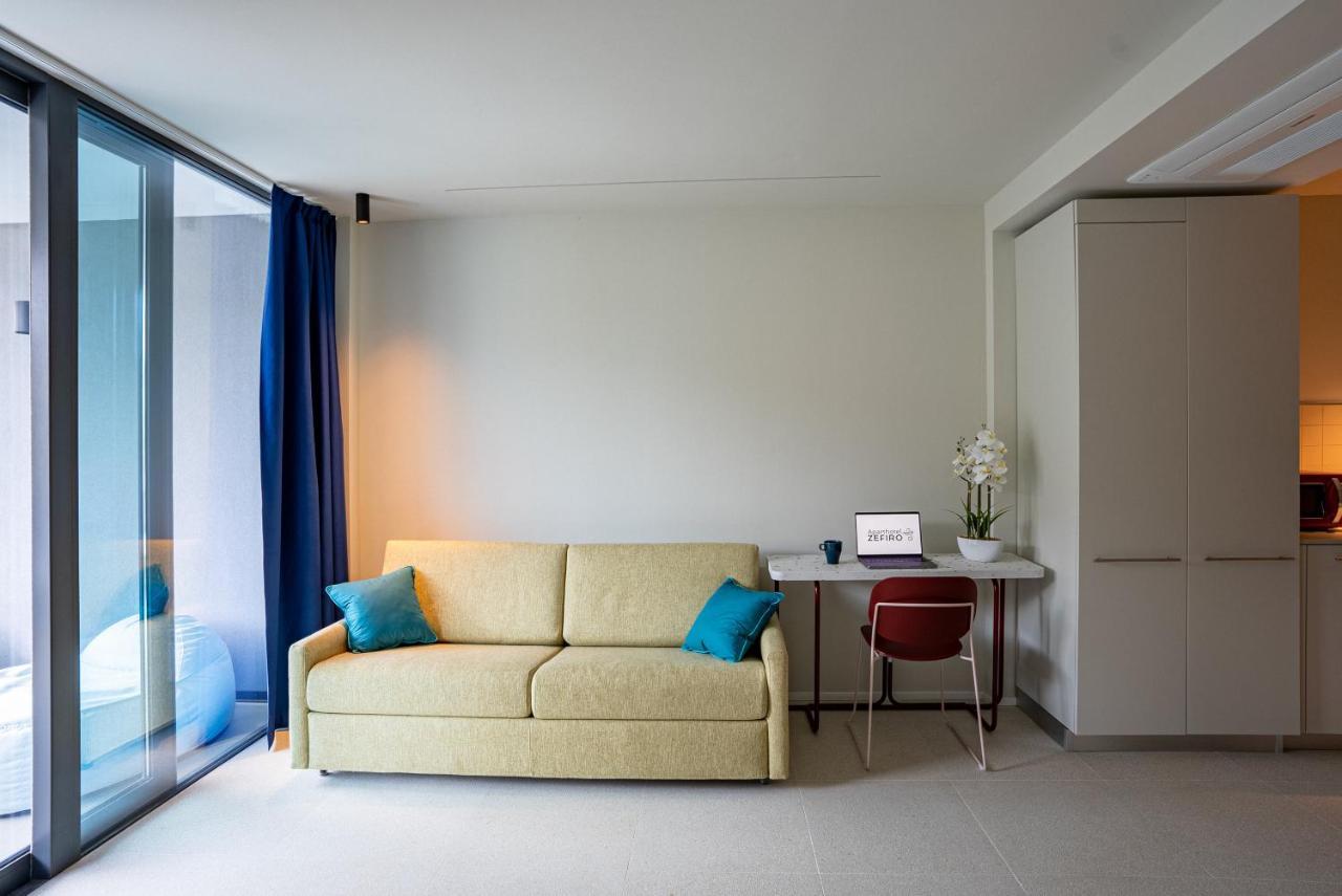Aparthotel Zefiro Com Design, Large Terrace, Bike, Near Beach And Thermal Grado Zewnętrze zdjęcie