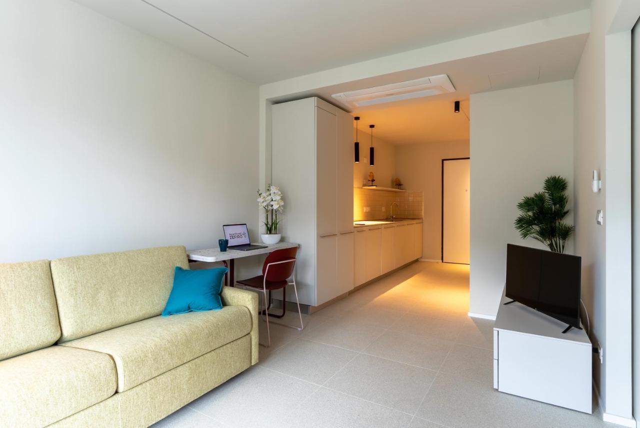 Aparthotel Zefiro Com Design, Large Terrace, Bike, Near Beach And Thermal Grado Zewnętrze zdjęcie